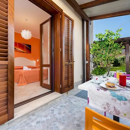 B&B Armonie 산비토로카포